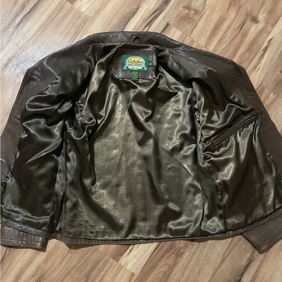 Cabela’s Brown Leather Jacket with Textured Details Sz L - Picture 10 of 12